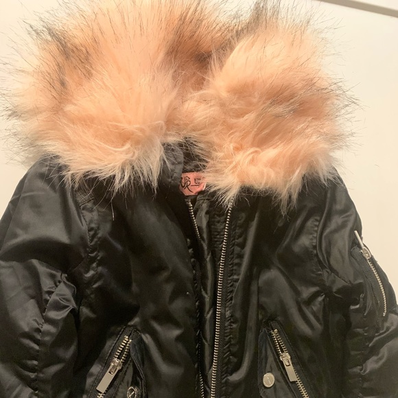 Bomber jacket - Picture 2 of 2